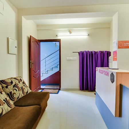 Oyo Flagship Lotus Lakeview Apartments Singānallūr Bagian luar foto